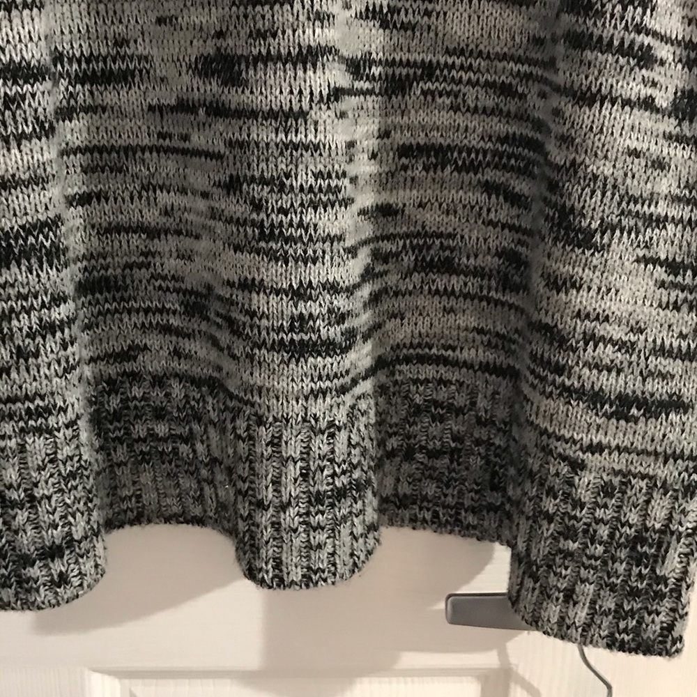 AGB Sweater dress - Picture 5 of 9